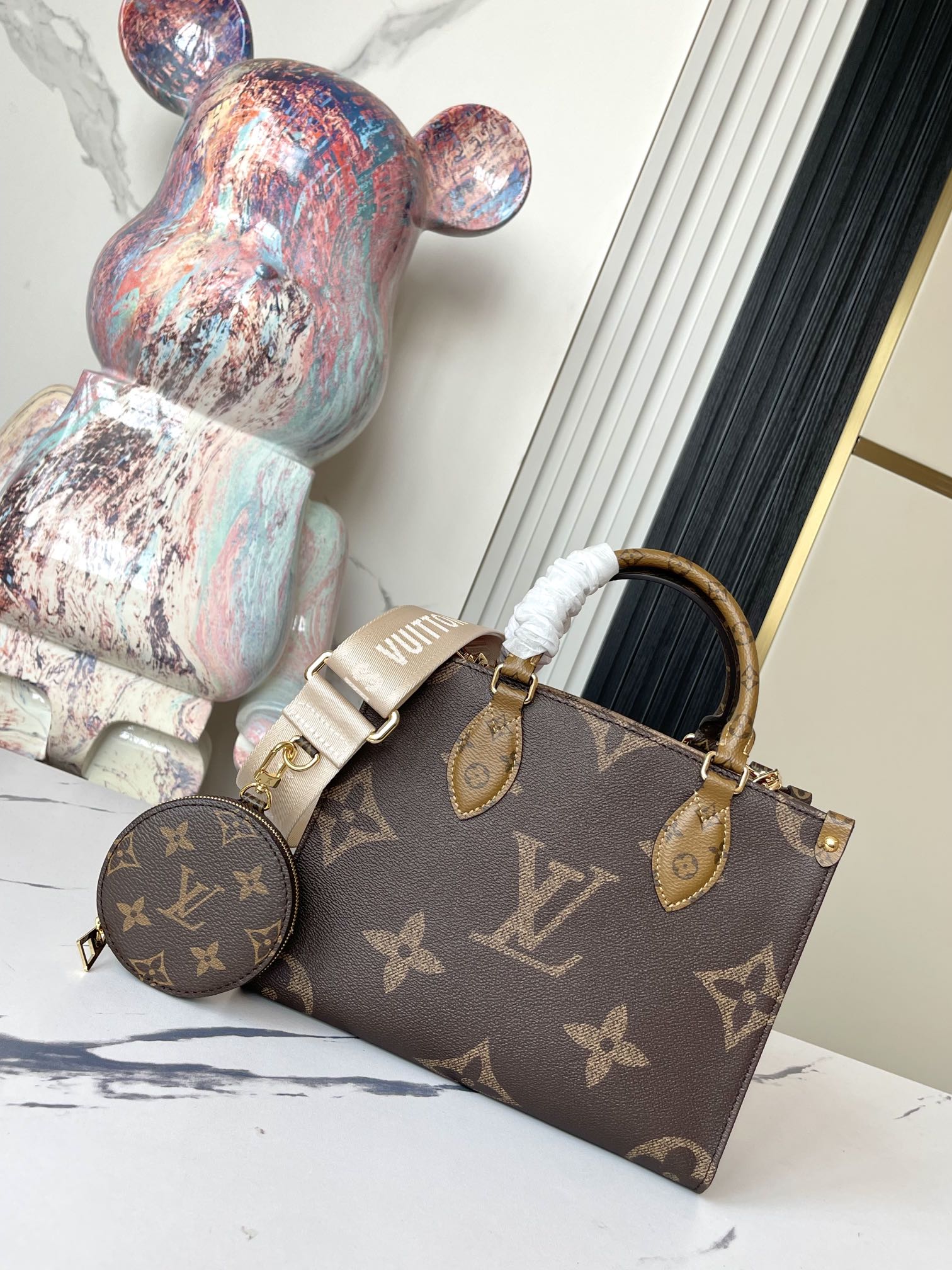 Louis Vuitton Shopping Bags